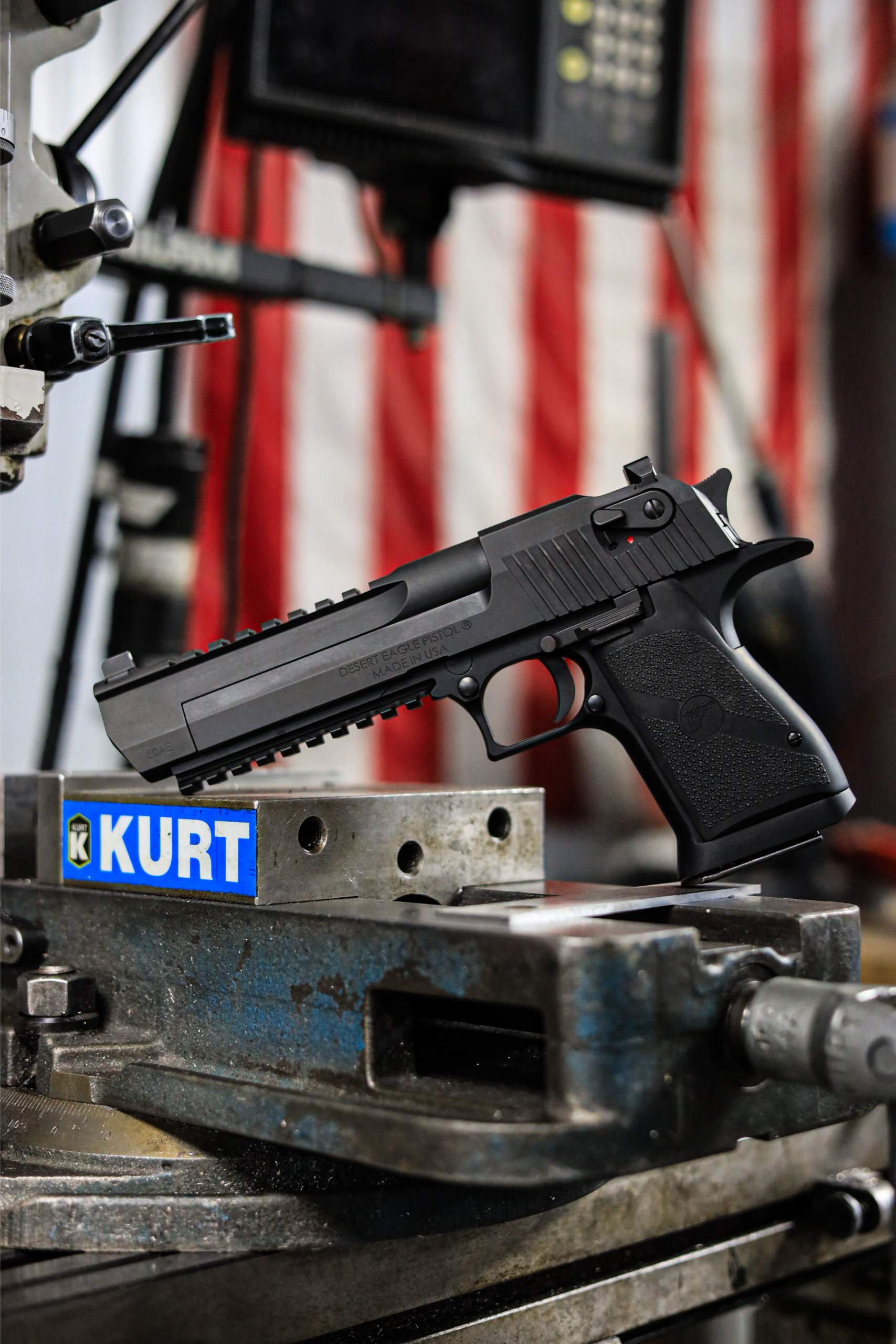 Custom L6 50AE Desert Eagle®